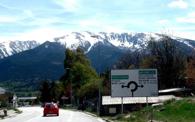 Road-Sign-to-Andorra