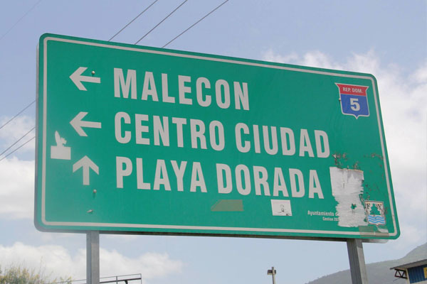 Dominican-Republic-Road-Sign