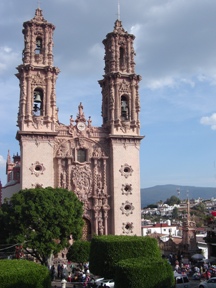 Picture of Taxco Cathedral in Mexico