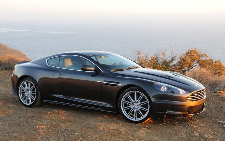 Quantum of Solace Aston Martin DBS V12