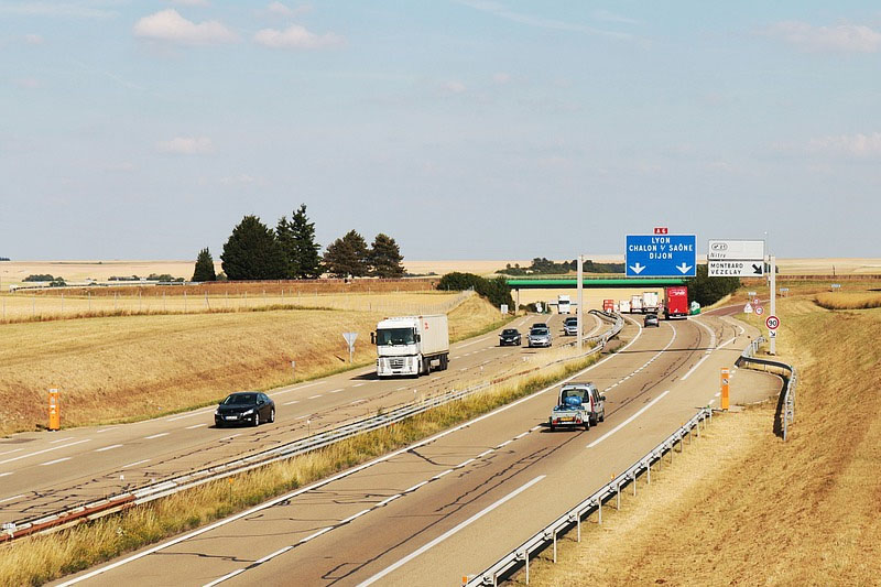 dual carriageway in france