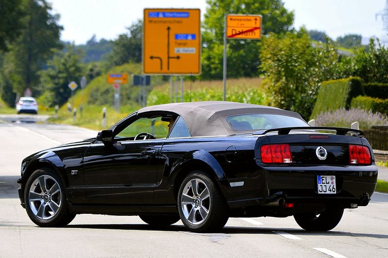 Ford Mustang 5th Gen Convertible
