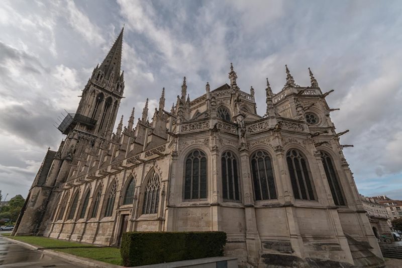 Car Hire Caen Cheap Car Rental Caen in France from Rhino