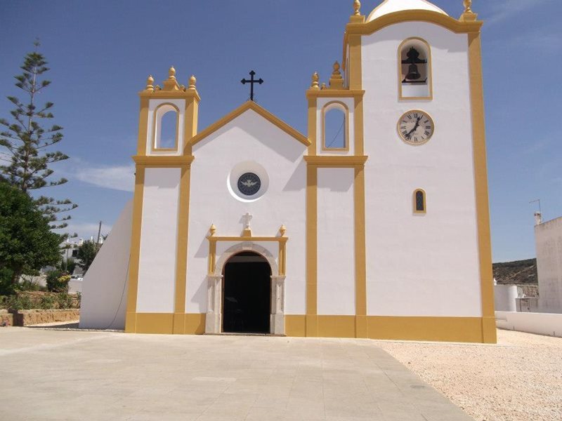Praia de luz church