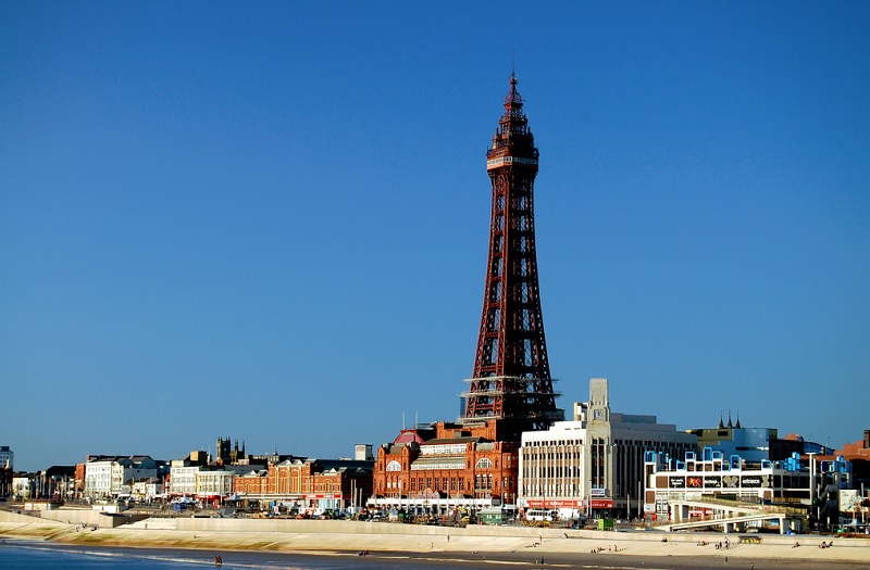 Car Hire Blackpool - Car Rental Blackpool UK from Rhino