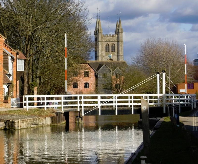 Newbury Car Hire Car Rental Newbury, UK from Rhino