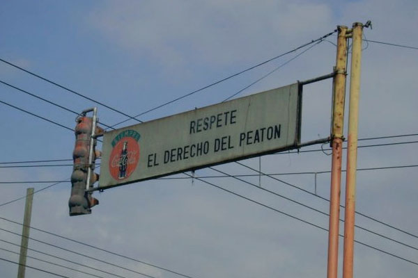 Honduras-Street-Sign
