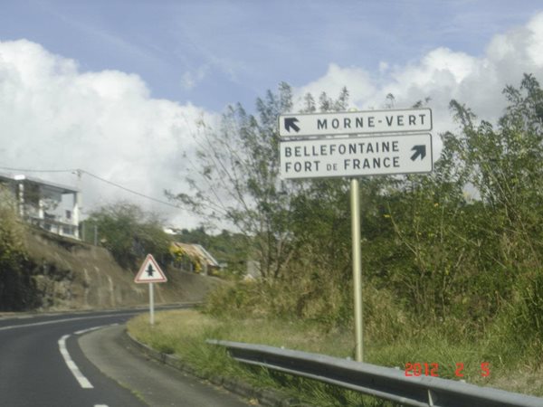 Martinique-Fort-de-France-road-sign