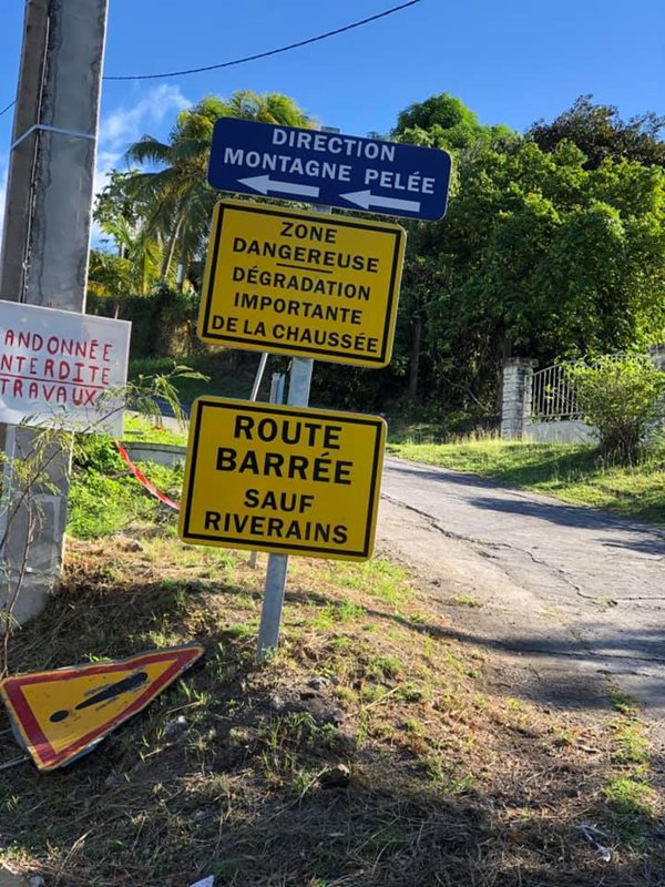 Martinique-road-sign