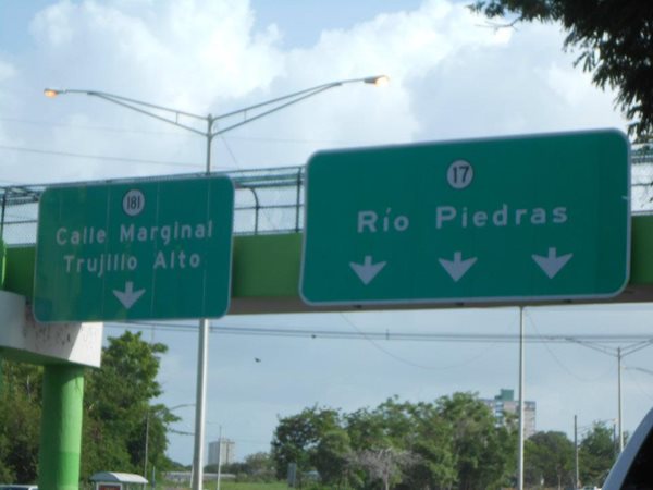 Puerto-Rico-Highway-Signs