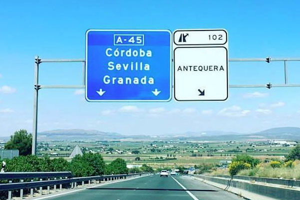 Spain-Motorway-Sign