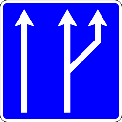 Begin of a new lane - Road Sign