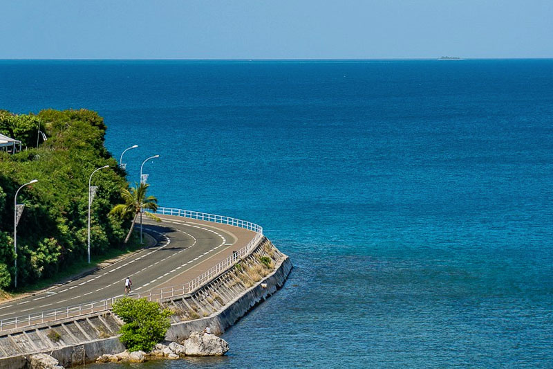 driving in New Caledonia